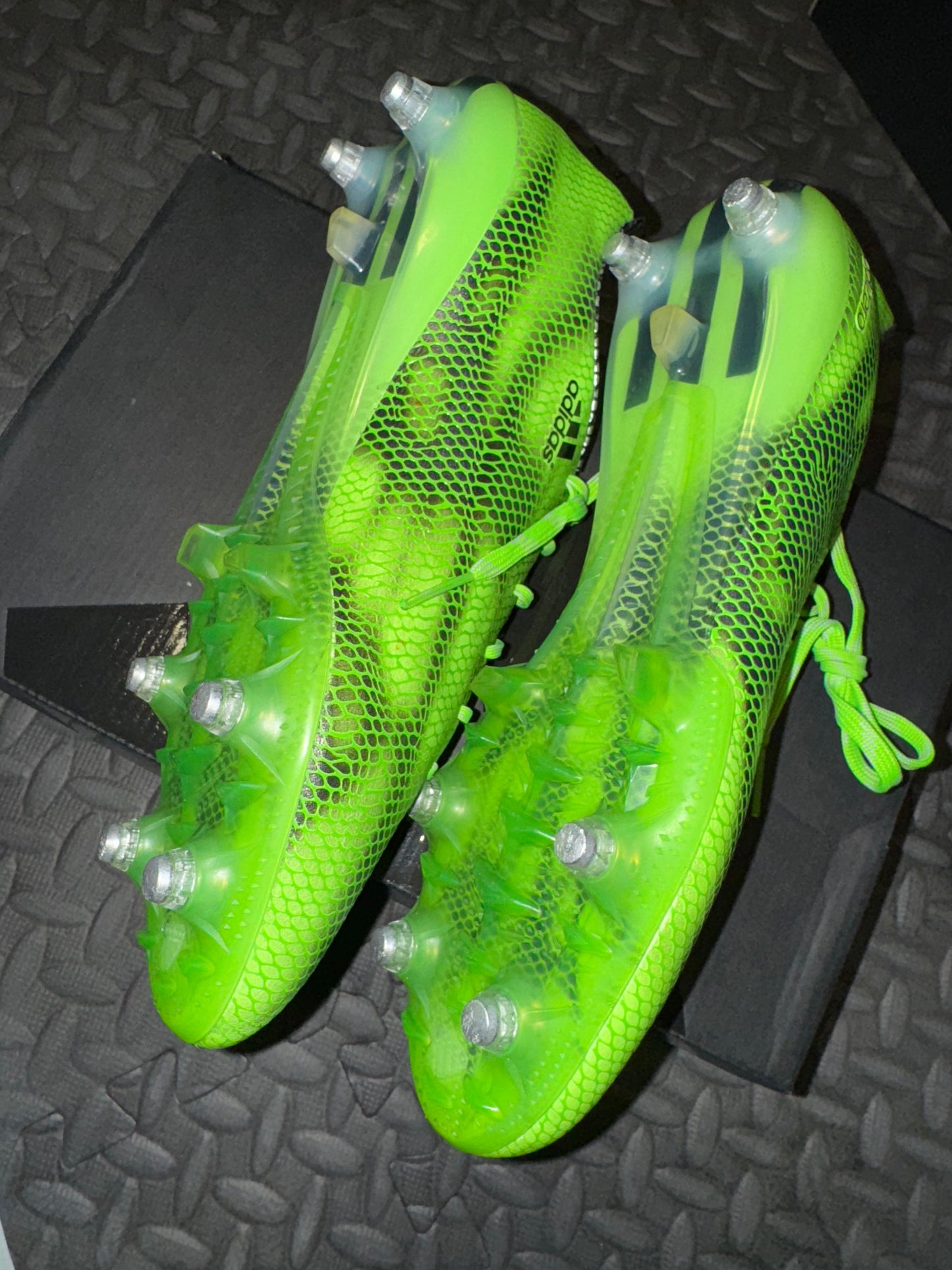 ADIDAS F50 ADIZERO V SG